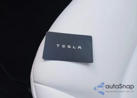 2024 Tesla Model Y Long Range Dual Motor All-Wheel Drive from USA, damaged, VIN 7SAYGDEE0RA331282